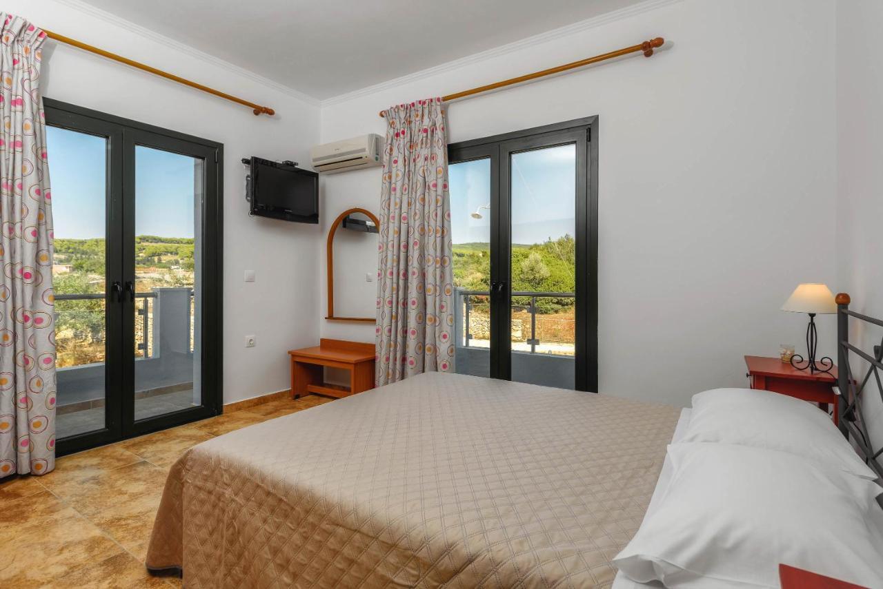 Alonaki Apartments Agios Leon Exterior photo
