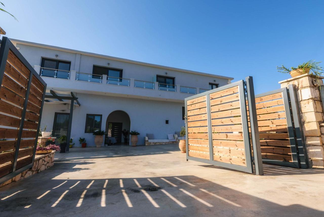 Alonaki Apartments Agios Leon Exterior photo